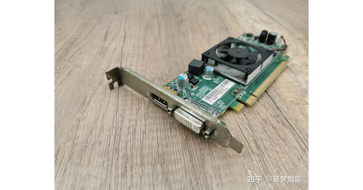 AMD Radeon HD 7450 显卡